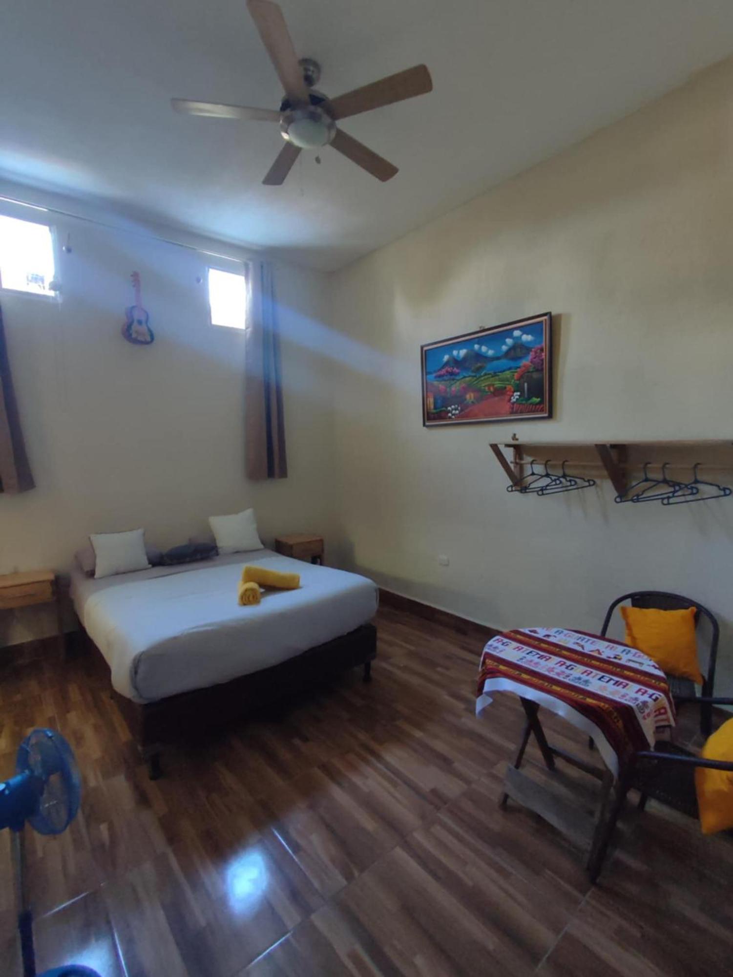 La Casa Colorada Hostel San Benito Luaran gambar